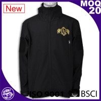 jaket bisbol hitam dengan logo naga